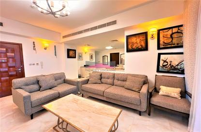 Apartment - 3 Bedrooms - 5 Bathrooms for rent in Seef - Capital Governorate