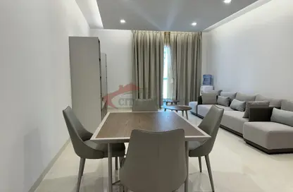 Apartment - 2 Bedrooms - 3 Bathrooms for rent in Al Juffair - Capital Governorate