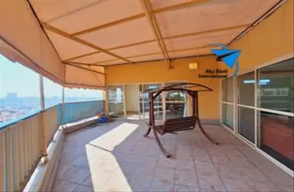 Penthouse - 4 Bedrooms - 4 Bathrooms for rent in Al Juffair - Capital Governorate