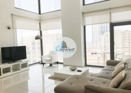 Duplex apartment with partial sea views !