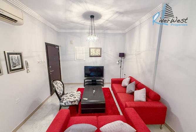 984288 - Property Image 2