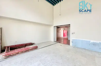 متجر - استوديو - 2 حمامات للايجار في الزنج - المنامة - محافظة العاصمة