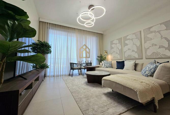 986598 - Property Image 2