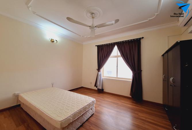 957656 - Property Image 3