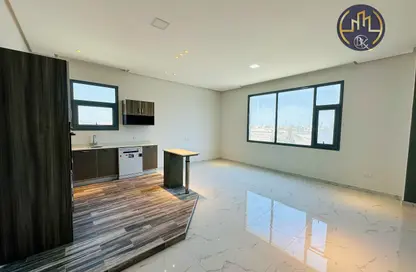 Apartment - 2 Bedrooms - 2 Bathrooms for rent in Shakhura - Northern Governorate