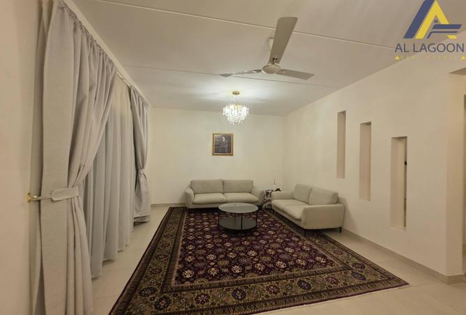 966031 - Property Image 2