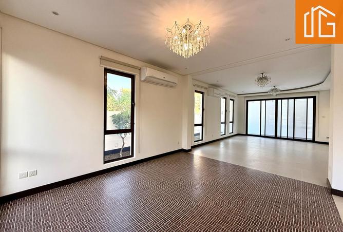 968085 - Property Image 2