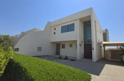 Villa - 3 Bedrooms - 3 Bathrooms for rent in Durrat Al Bahrain - Southern Governorate