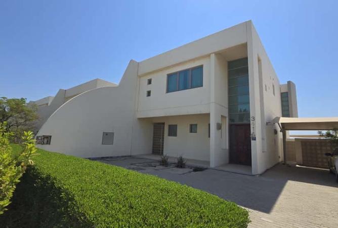 965173 - Property Main Image