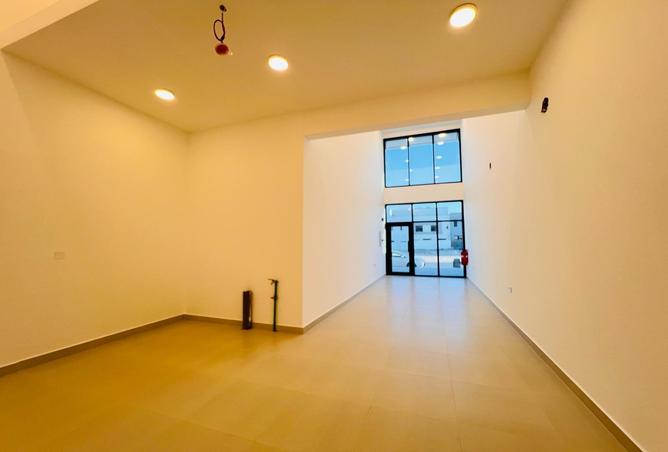 974452 - Property Image 3