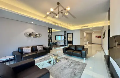 شقة - 2 غرف نوم - 4 حمامات للايجار في الجفير - محافظة العاصمة