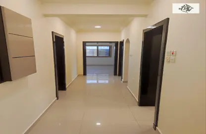 Hall / Corridor image for: Apartment - 2 Bedrooms - 2 Bathrooms for rent in Galali - Muharraq Governorate, Image 1