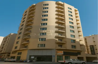 عمارة بالكامل - استوديو - 8 حمامات للبيع في الحورة - محافظة العاصمة