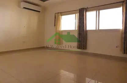 Apartment - 3 Bedrooms - 3 Bathrooms for rent in Hidd - Muharraq Governorate