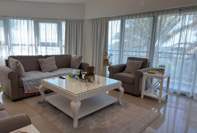 965213 - Property Main Image