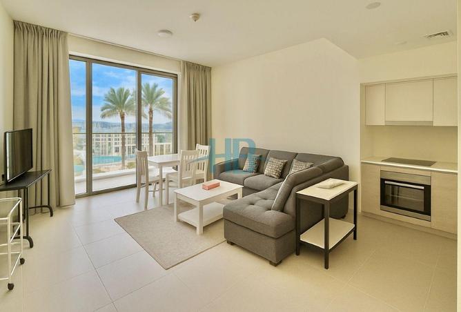 984119 - Property Image 2