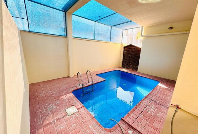 969799 - Property Image 3