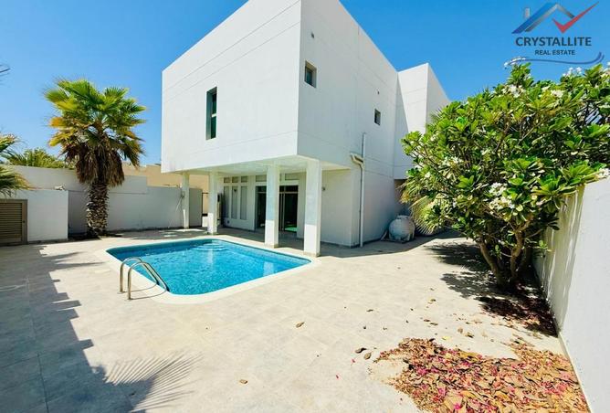 957870 - Property Main Image