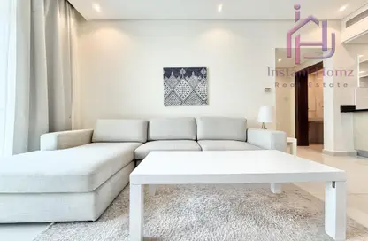 Apartment - 1 Bedroom - 2 Bathrooms for rent in Al Juffair - Capital Governorate