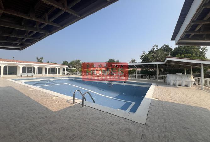 971867 - Property Image 2