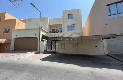 Villa - 5 Bedrooms - 6 Bathrooms for sale in Jeblat Hebshi - Northern Governorate