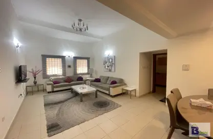 Apartment - 2 Bedrooms - 3 Bathrooms for sale in Sanabis - Manama - Capital Governorate