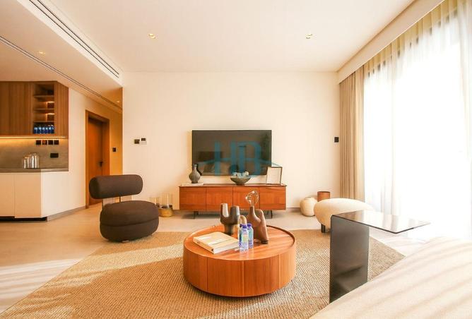 987752 - Property Image 2