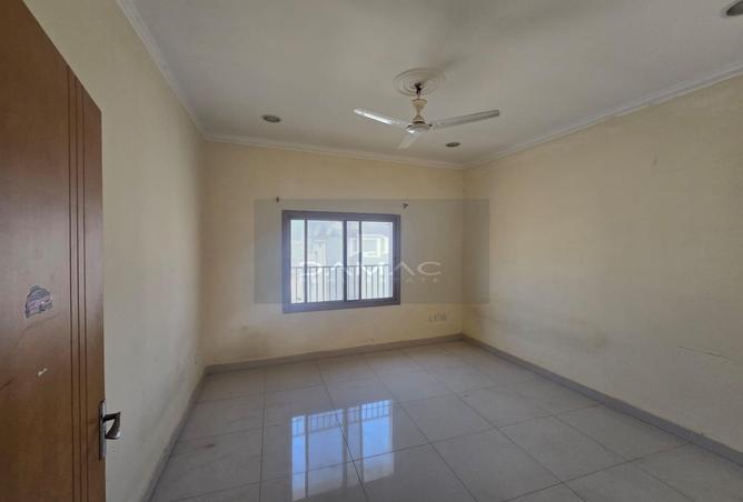 963579 - Property Image 3