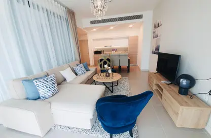 Apartment - 2 Bedrooms - 2 Bathrooms for rent in Marassi Residences - Diyar Al Muharraq - Muharraq Governorate
