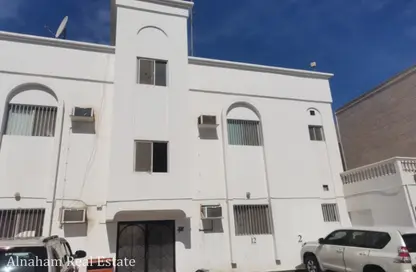 عمارة بالكامل - 3 غرف نوم - 2 حمامات للبيع في عراد - المحرق