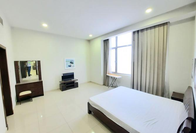 963780 - Property Image 2
