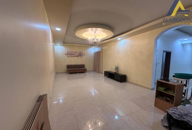 976528 - Property Image 3