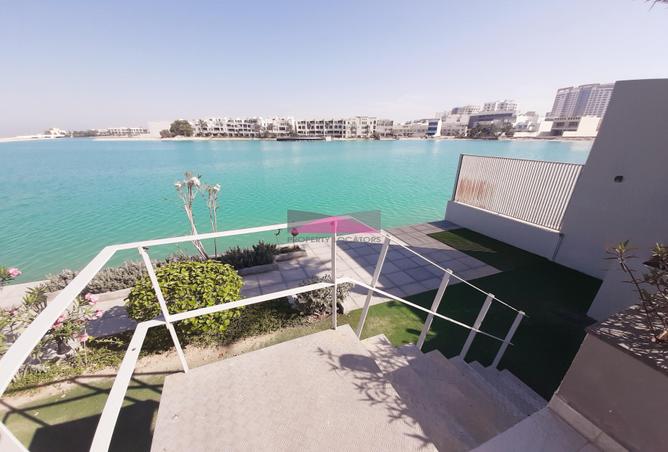 980744 - Property Image 2