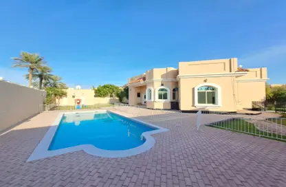 فيلا - 4 غرف نوم - 3 حمامات للايجار في الجنبية - المحافظة الشمالية
