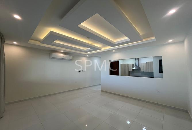 986639 - Property Image 2