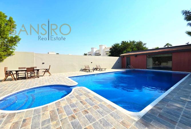 978256 - Property Image 2