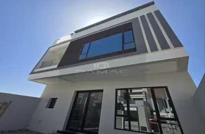 Villa - 3 Bedrooms - 5 Bathrooms for sale in Hamala - Northern Governorate