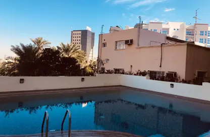 Apartment - 2 Bedrooms - 2 Bathrooms for rent in Um Al Hasam - Manama - Capital Governorate