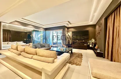 شقة - 4 غرف نوم - 6 حمامات للايجار في أبراج اللولو - المنامة - محافظة العاصمة