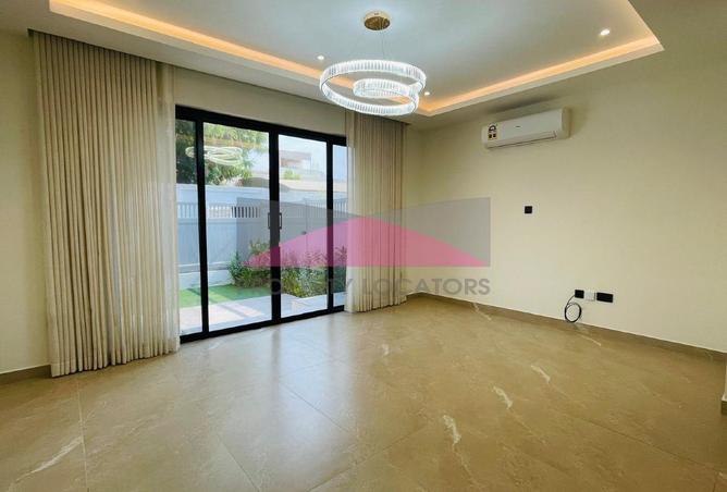 963998 - صورة العقار 3