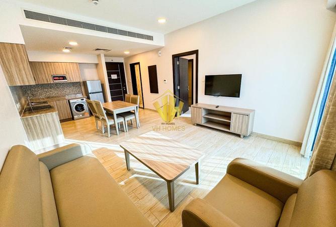 954562 - Property Image 2