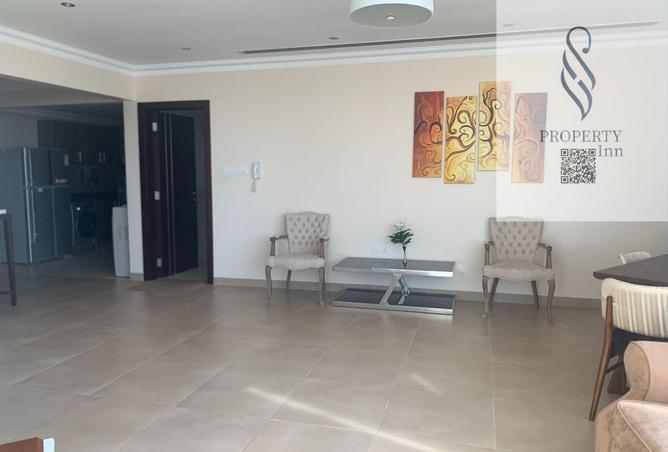 960241 - Property Image 2