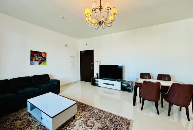 952326 - Property Image 2