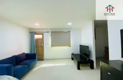 Apartment - Studio - 1 Bathroom for rent in Mahooz - Manama - Capital Governorate