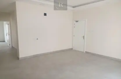 Apartment - 2 Bedrooms - 3 Bathrooms for rent in Tubli - Central Governorate