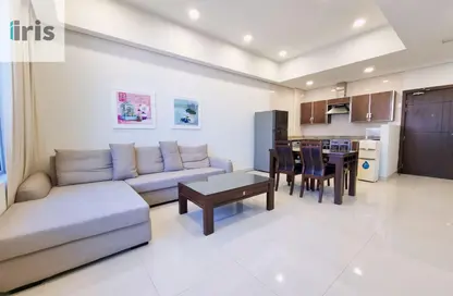 Apartment - 1 Bedroom - 2 Bathrooms for rent in Al Juffair - Capital Governorate