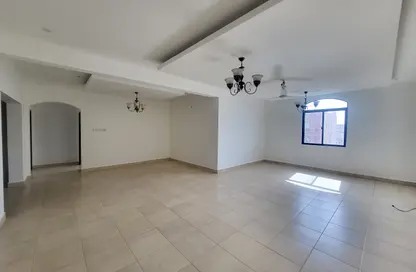 Apartment - 2 Bedrooms - 2 Bathrooms for rent in Sehla - Northern Governorate