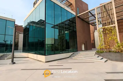 متجر - استوديو - 2 حمامات للايجار في الجنبية - المحافظة الشمالية