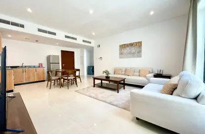 Apartment - 1 Bedroom - 2 Bathrooms for rent in Sanabis - Manama - Capital Governorate