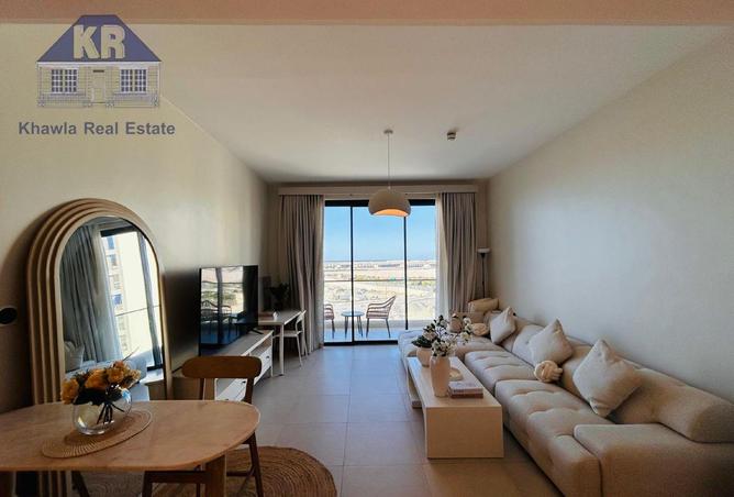 987157 - Property Image 2